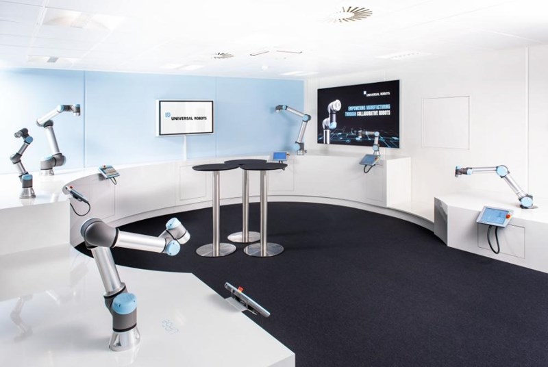 Robot didattici: avvicinarsi all'automazione industriale con i cobot UR - Academy UR