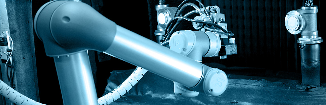 Boost your productivity in your metal and machining industry with industrial robot arms