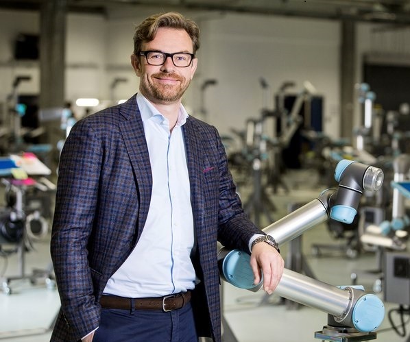 World Robotics Report 2016 announces collaborative robots as market driver