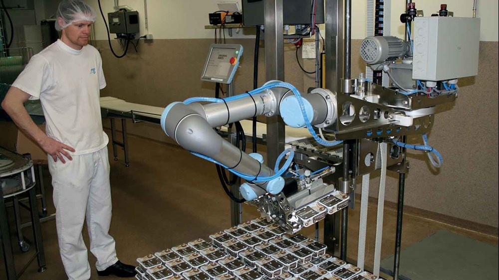 Cobot UR impiegati nelle operazioni di pallettizing nella Food Industry