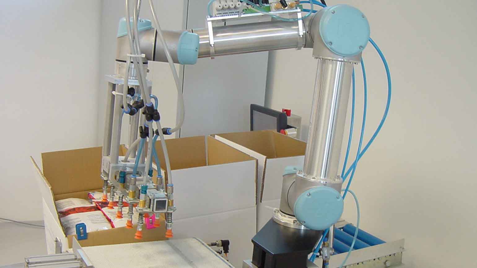 universal robots pick and place