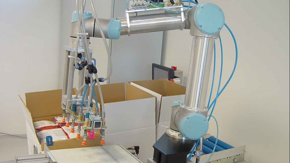 Vantaggi dei cobot nel packaging: efficienza e sicurezza - Universal Robots