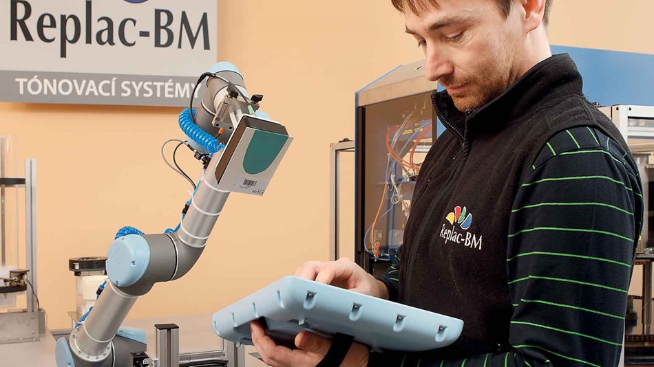 Robots colaborativo UR5 de Universal Robots para la empresa Replac-BM 