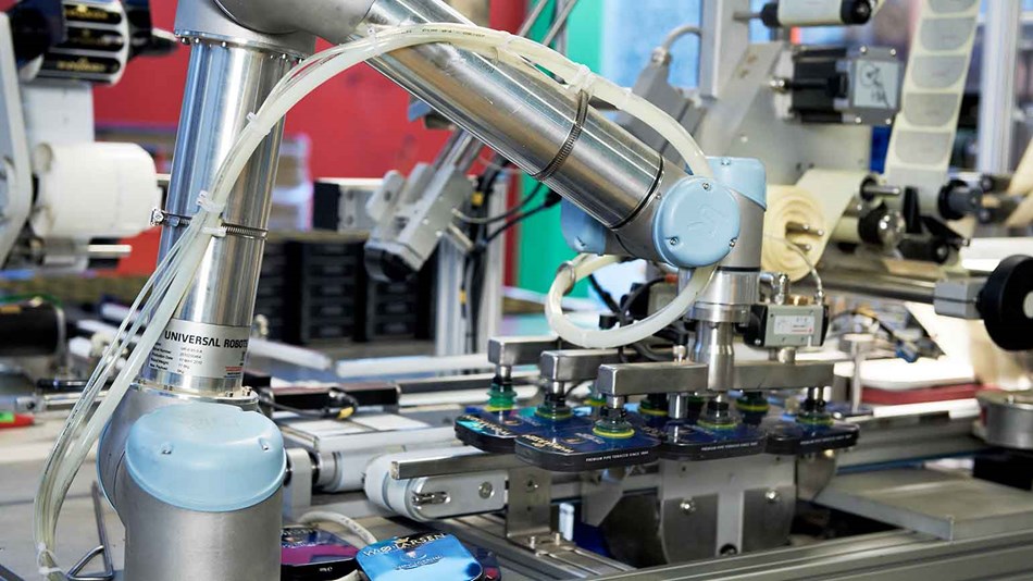 Robots colaborativo UR5 de Universal Robots para la industria Alimentaria y Agrícola con aplicaciones de empaquetado y paletizado