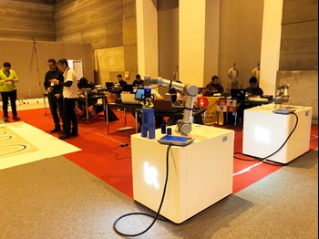Universal Robots exhibe su tecnología en la competición de estudiantes de FP Spainskills
