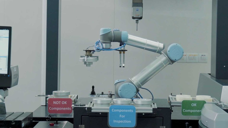 제조 공장에서의 유연한 로봇 배치