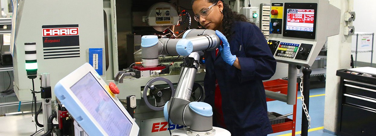 universal robots share price