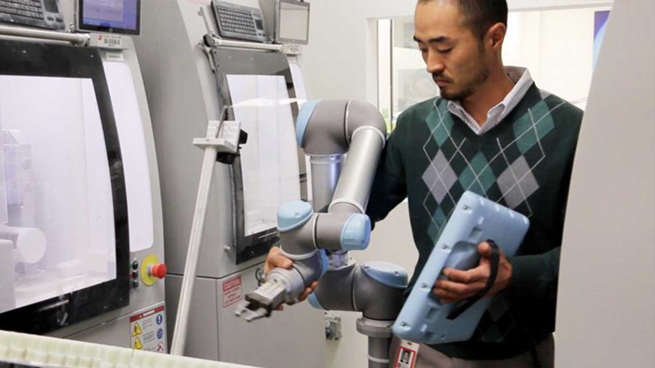 Glidewell Laboratories optimizes its production by 9 hours with collaborative robot.