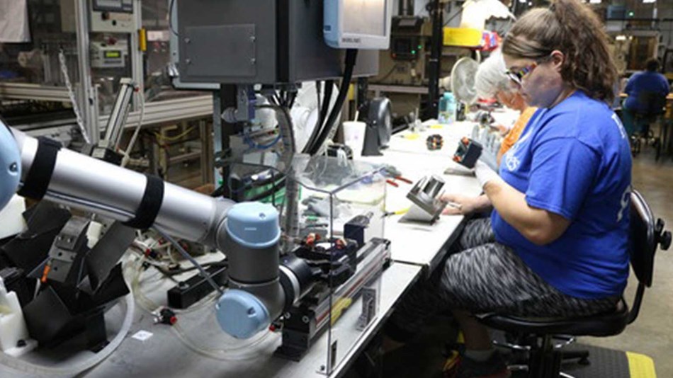 Collaborative robots empower people.
