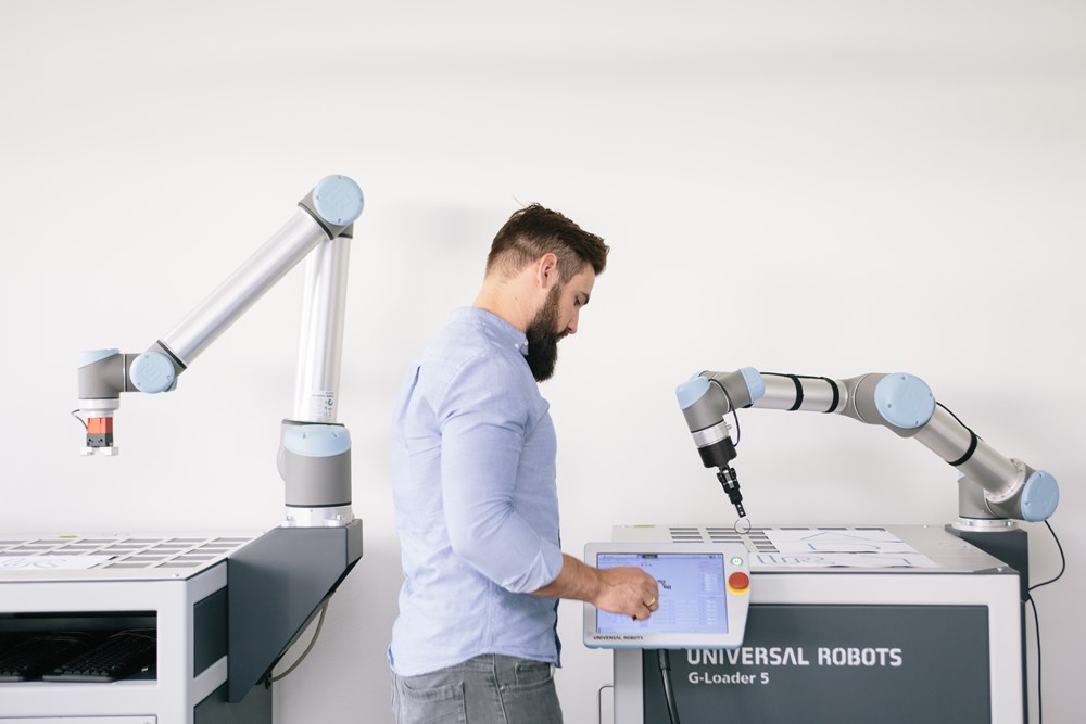 Robot e Cobot, alcune tra le principali differenze - Universal Robots