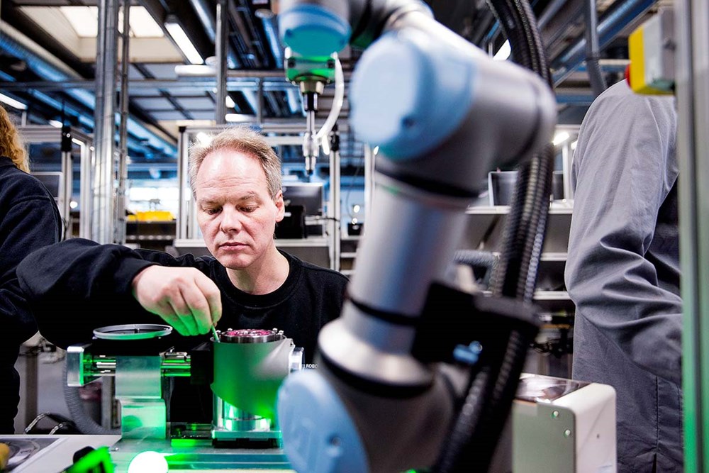 L'impatto della robotica sulla produttività e l'occupazione: uno studio IFR 