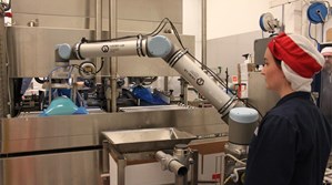 LAVORAZIONI DI FINE LINEA - Universal Robots