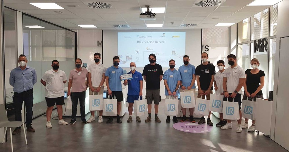 Participantes de las Catskills de robótica industrial, una competición de FP que ha puesto de manifiesto los beneficios de introducir robots colaborativos en las aulas.