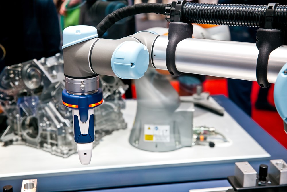 ứng dụng robot tự động hóa trong dây chuyền sản xuất