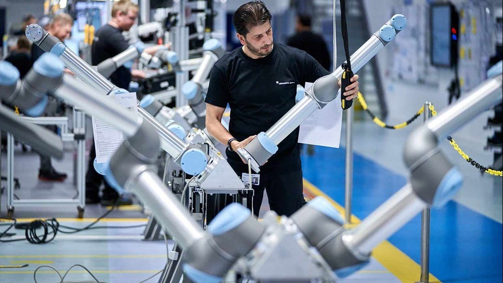 Comment le service clientèle évolue avec le marché de la cobotique