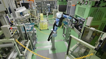 ユニバーサルロボットの協働ロボットを、 自動車部品製造の愛同工業が40台導入