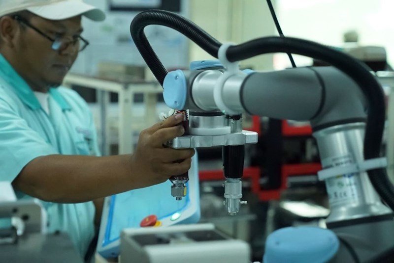 robotica e sicurezza: le norme di riferimento - Universal Robots