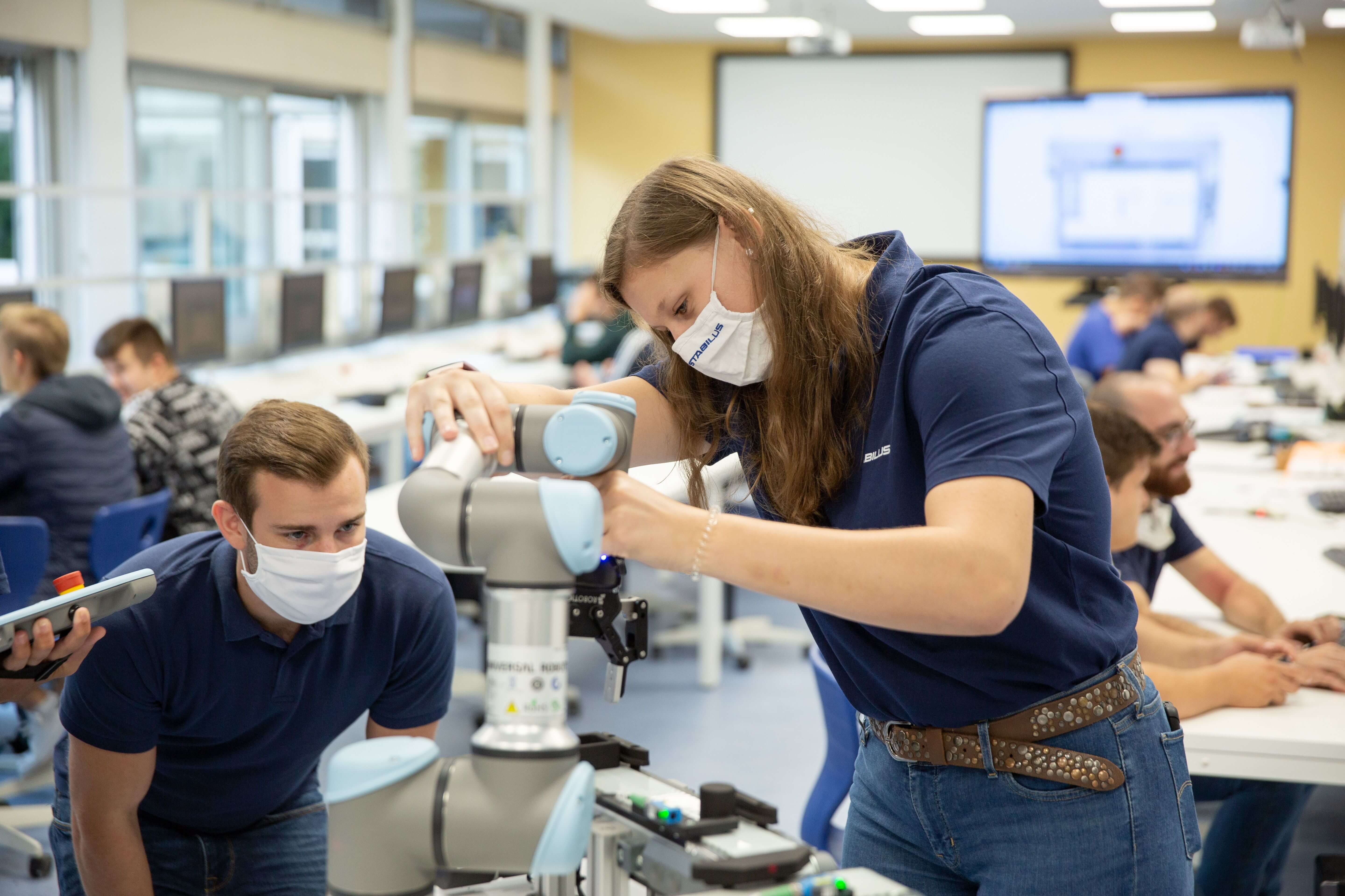 LO QUE LA NUEVA GENERACIÓN DE EMPLEADOS STEM QUIERE DEL LUGAR DE TRABAJO
